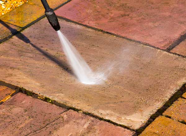 Pulizia pavimenti in cotto e pietra